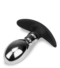 Load image into Gallery viewer, Analplug aus Stahl und Silikon Smash