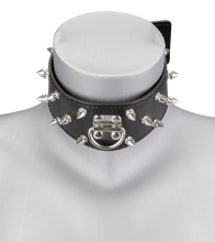 Load image into Gallery viewer, BDSM-Halsband mit Killernieten und Kette