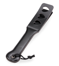 Load image into Gallery viewer, BDSM-Paddle aus Kunstleder mit Herzen