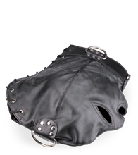 Load image into Gallery viewer, Bondage-Haube aus Kunstleder mit drei Öffnungen und Ringen