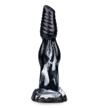 Load image into Gallery viewer, Fantasy-Dildo mit Saugnapf Fenrir