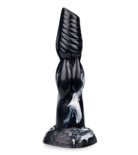 Load image into Gallery viewer, Fantasy-Dildo mit Saugnapf Fenrir