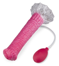 Load image into Gallery viewer, Fantasy-Spritzdildo mit Saugnapf Sleipnir