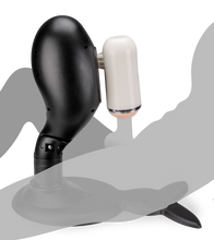 Load image into Gallery viewer, Freihand-Masturbator mit Vagina The Milker