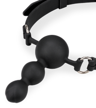 Load image into Gallery viewer, Gagball aus Silikon mit Plug 6 cm