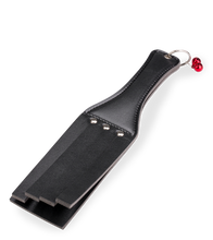 Load image into Gallery viewer, Geschlitztes BDSM-Paddle mit Glöckchen