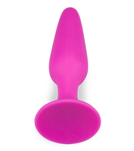Load image into Gallery viewer, Konischer Buttplug mit Saugfuß