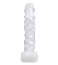 Load image into Gallery viewer, Langer Dildo mit Saugnapf Peter