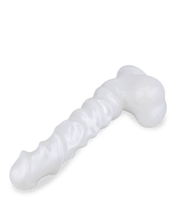 Load image into Gallery viewer, Langer Dildo mit Saugnapf Peter