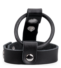 Load image into Gallery viewer, Leder-Penisring mit Druckknopf