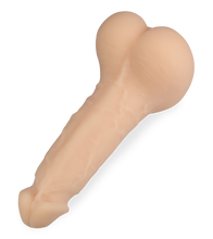 Load image into Gallery viewer, Masturbator mit Vagina-Öffnung und realistischem Penis Dora