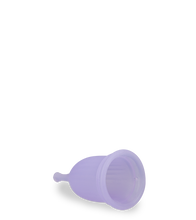 Load image into Gallery viewer, Menstruationstasse Poppycup 3 Größen
