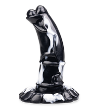 Load image into Gallery viewer, Pferdedildo mit Saugnapf Paso Fino