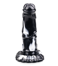 Load image into Gallery viewer, Pferdedildo mit Saugnapf Paso Fino
