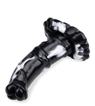 Load image into Gallery viewer, Pferdedildo mit Saugnapf Paso Fino