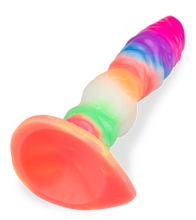 Load image into Gallery viewer, Phosphoreszierender Dildo mit Saugnapf Wolf