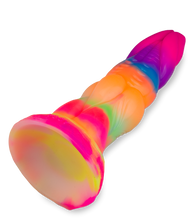 Load image into Gallery viewer, Phosphoreszierender Fantasy-Dildo mit Saugnapf Chimäre