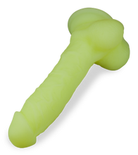 Load image into Gallery viewer, Phosphoreszierender Saugnapf-Dildo Osvald