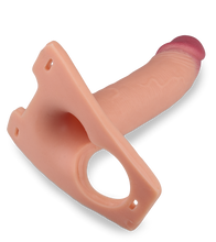 Load image into Gallery viewer, Realistischer Strap-on-Dildo für Männer aus Silikon