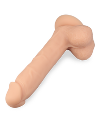 Load image into Gallery viewer, Saugnapf-Dildo aus medizinischem Silikon Lionel