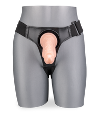 Load image into Gallery viewer, Strapon mit Saugnapf-Befestigung Cody 16,5 cm