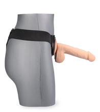 Load image into Gallery viewer, Strapon mit Saugnapf-Befestigung Victor 19,5 cm