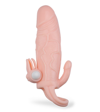 Load image into Gallery viewer, Vibro-Penishülle mit Anus- und Klitorisreizer